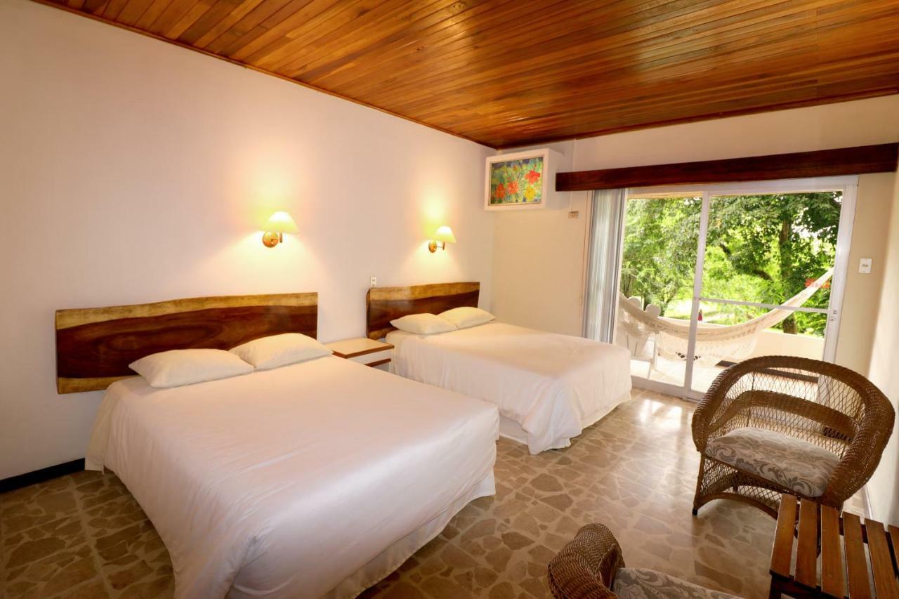 Karahe Beach Hotel มานูเอล อันโตนิโอ ภายนอก รูปภาพ